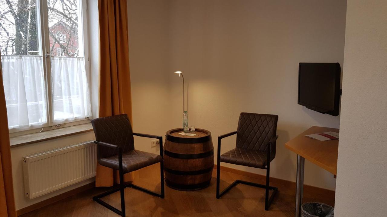 Braustueble Und Hotel Zur Post Вайлер-Зиммерберг Экстерьер фото